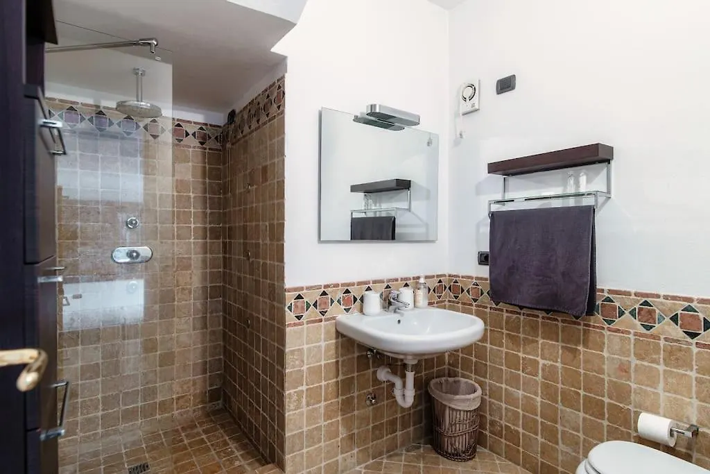 Sun Luxury Apartment With Swimming Pool - Blevio 0*,